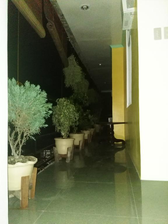 Aranas-Carillo Travellers Inn Kalibo Exterior photo